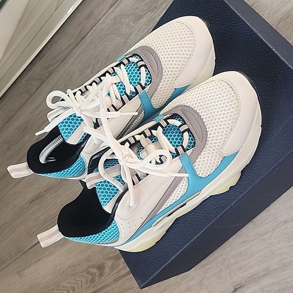 Lightly worn dior kicks - Picture 5 of 6